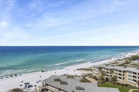 The Scallop By Brightwild-Beachfront Condo Destin Exterior foto